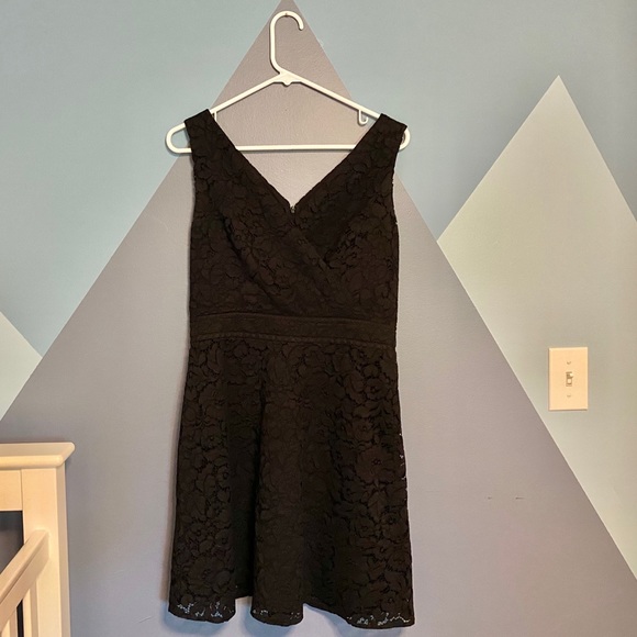 6P Navy Ann Taylor Loft Lace Dress - Picture 1 of 4